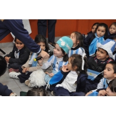 Festejos por el Día de la Bandera con los niños de Jardín